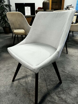 ALBERTA stoličky s drevenými nohami X - výpredaj výstavného kusu 