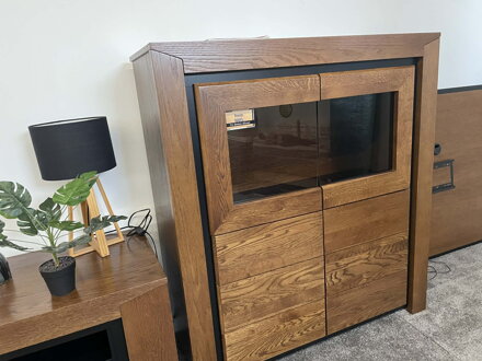 Barová vitrína SEMPRE  - výpredaj výstavného kusu